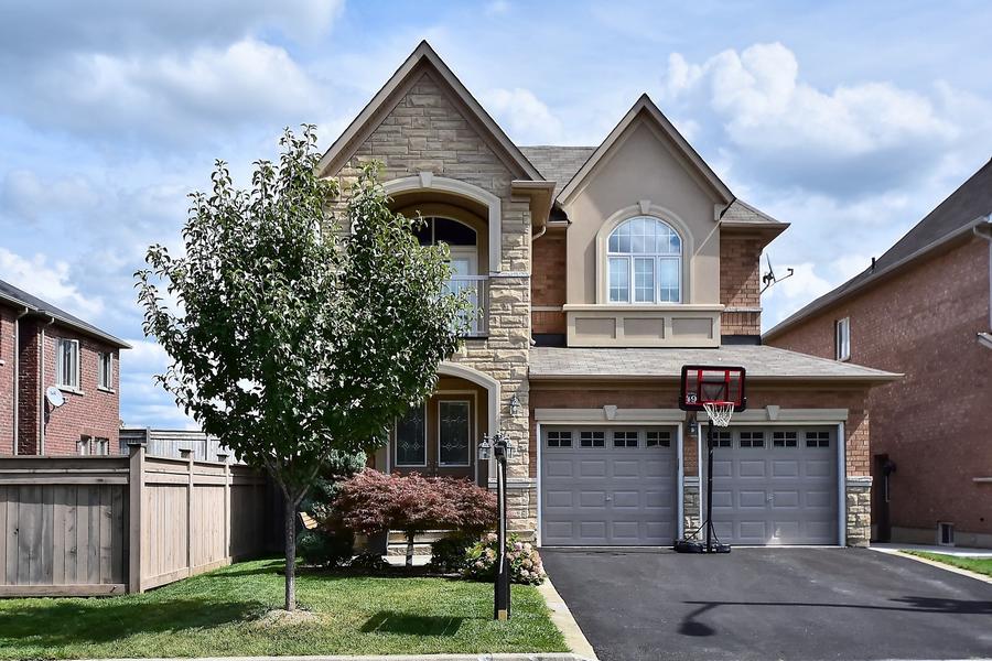 49 Calista Street, Adele De Rango, RE/MAX Premier, The Diamond Team 